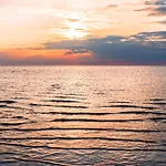 Theviewb02 Achter De Diek Dagebüll